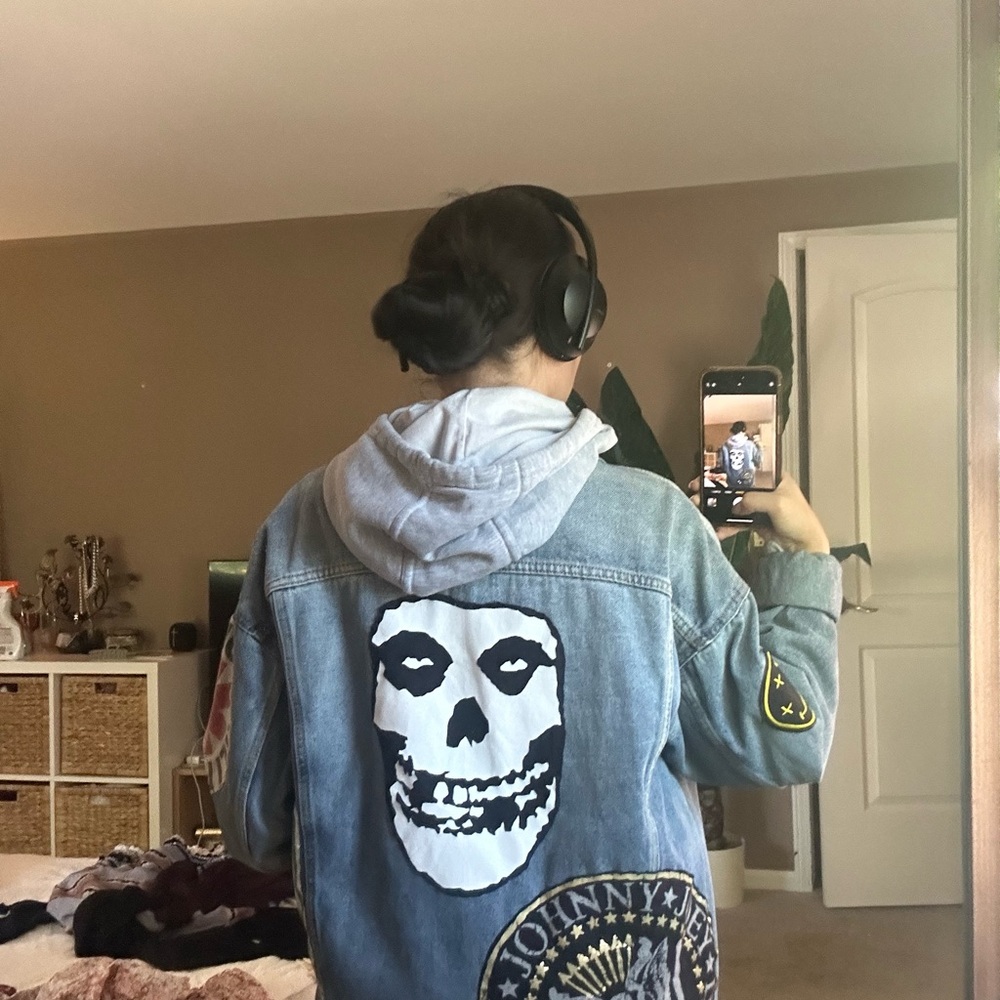 Jean jacket - Picture 6 of 13